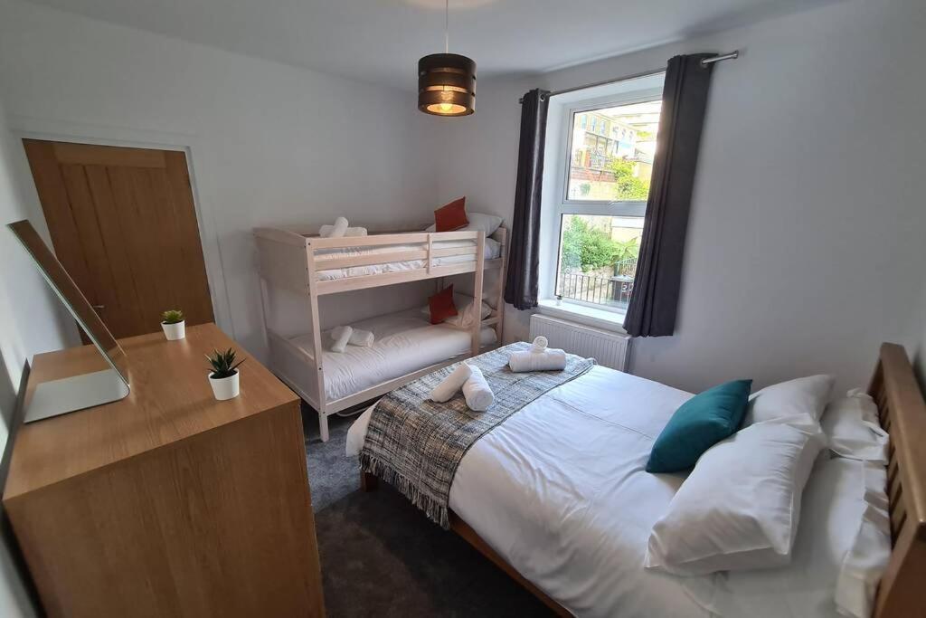 Beautiful Seaside Apartment With Parking Ventnor Exterior foto